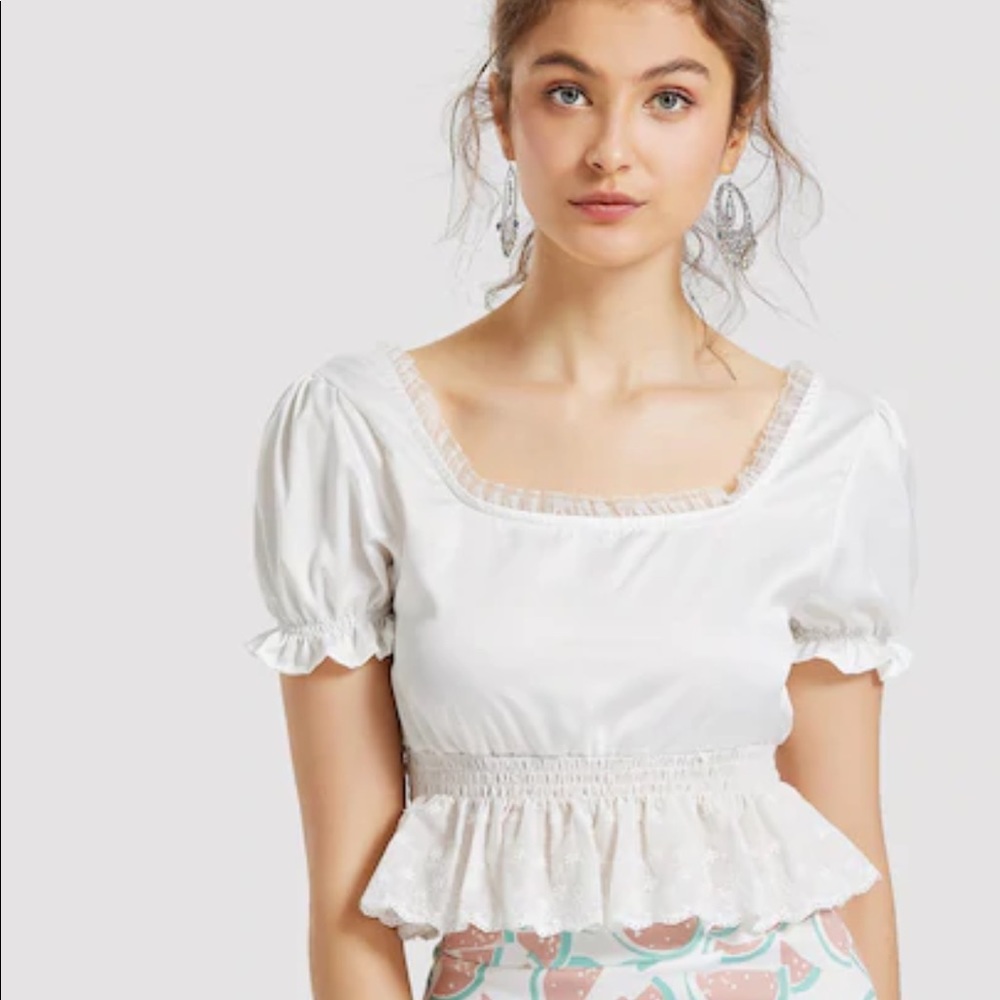 ‫Frill Trim Top with tie